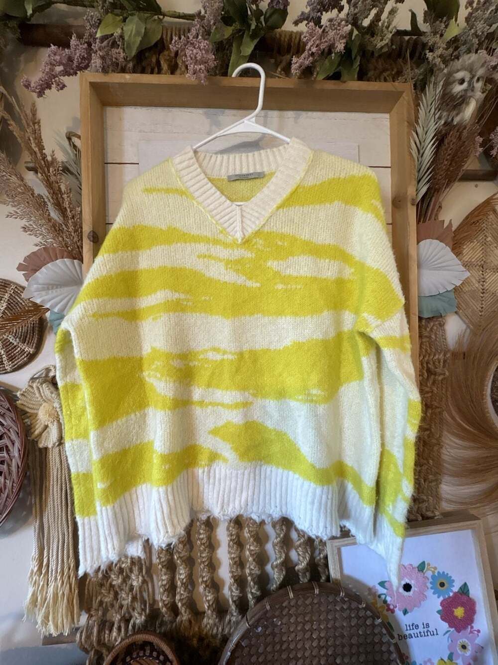 AllSaints Tiga V-Neck Sweater X-Small Sunshine White